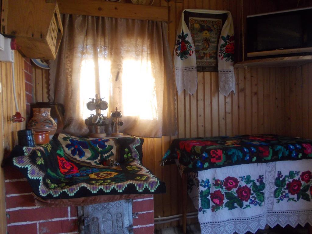 Pensiunea La Gorgan Vadu Izei Room photo